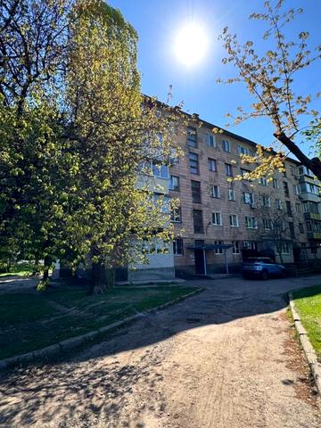 Хіміків просп., 38