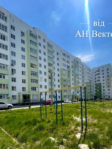 Миру вул., 49