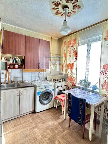 Олега Мудрака вул. (Генерала Наумова), 37-Б