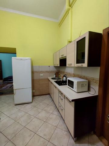Січових Стрільців вул. (), 10