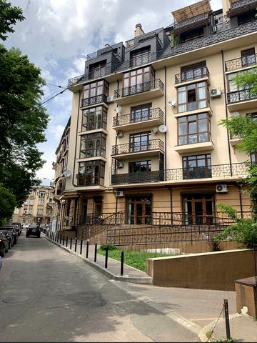 Оскара Кольберга вул., 3а