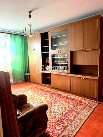 Нескорених вул., 68