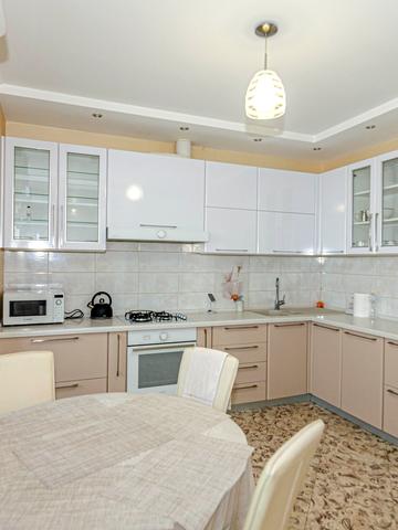 Соборності вул. (Жовтнева), 40В