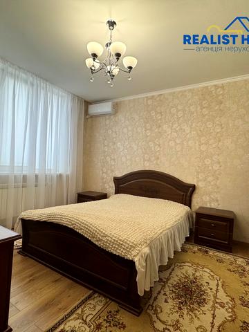 Лесі Українки вул., 21