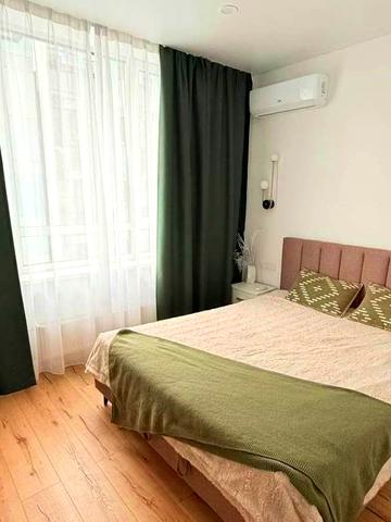 Тадея Рильського бульв., 4
