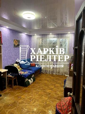 Познанська вул., 3