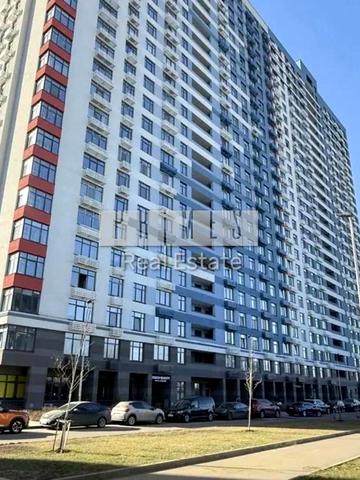Євгена Сверстюка вул. (Марини Раскової), 6