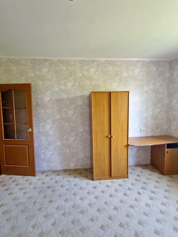 Янтарна вул., 42