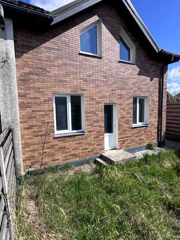 Виноградна вул., 23