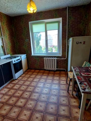 Небесної Сотні просп. (Маршала Жукова), 77