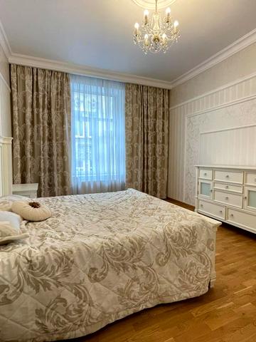 Братів Рогатинців вул., 15