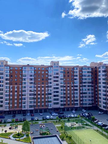 Співдружності вул., 1
