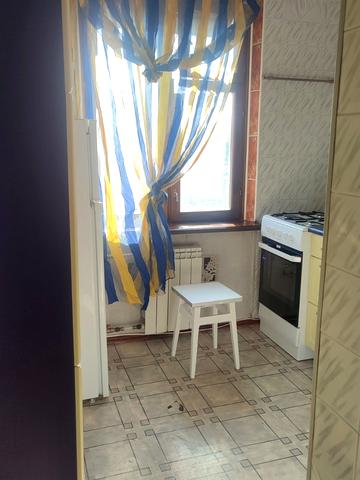 Мілютенка вул., 23