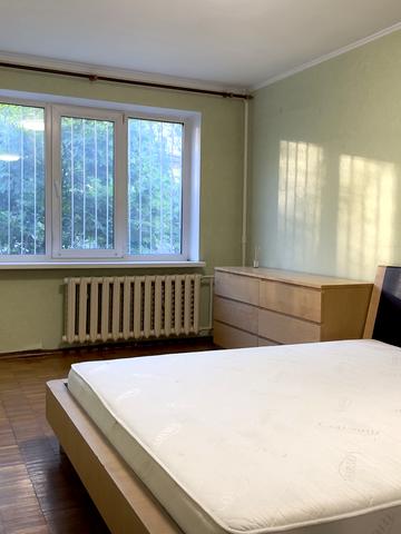 Оболонський просп., 11