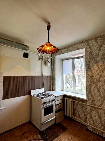 Камянецька вул., 67