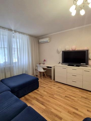 Ірпінська вул., 69-Б 0751026382
