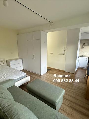 Митрофана Довнар-Запольського вул., 4-А