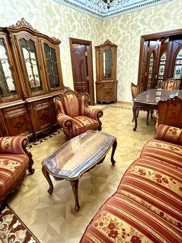 Заньковецької вул., 8