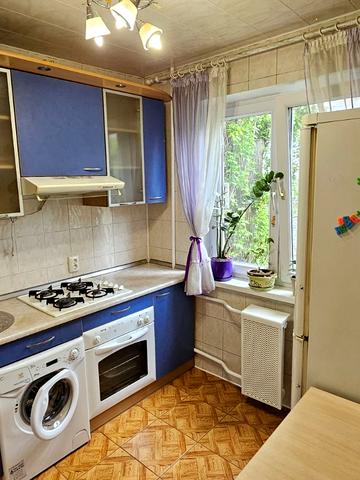 Академіка Філатова вул., 66