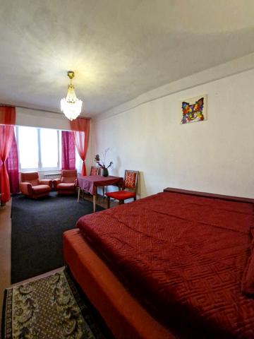 Митрополита Андрея Шептицького вул. (Анатолія Луначарського), 24