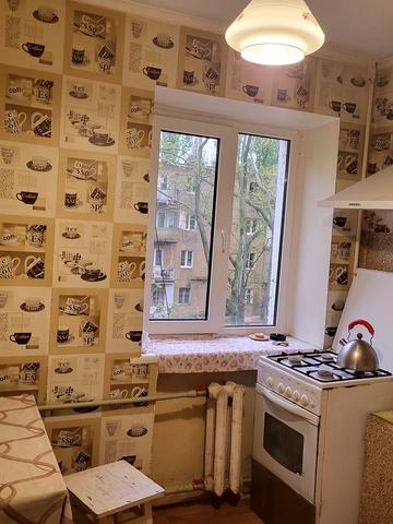 Варненська вул., 19/3