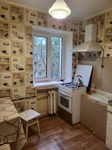 Варненська вул., 19/3