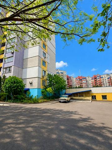 Свободи бульв., 8