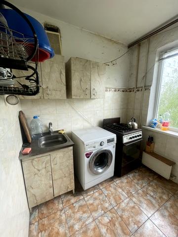 Амосова вул. (Корчагінців), 5
