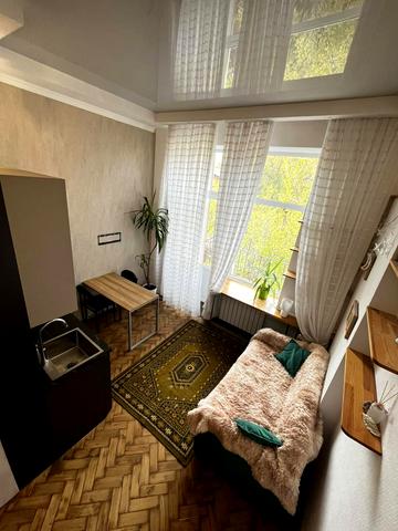 Куликівська вул. (Мельникова), 8