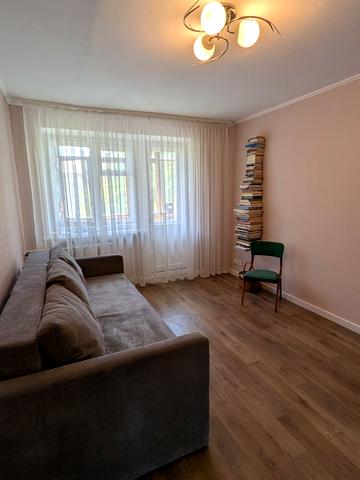 Авіаторів вул., 59