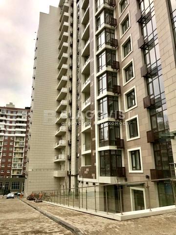 Саперне Поле вул., 3