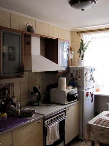 Олександрійська вул., 18а