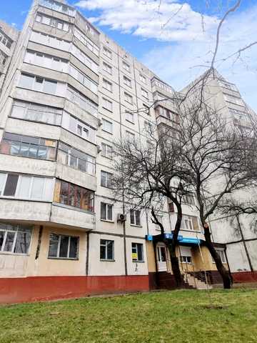 Соборності вул. (Доценка), 11