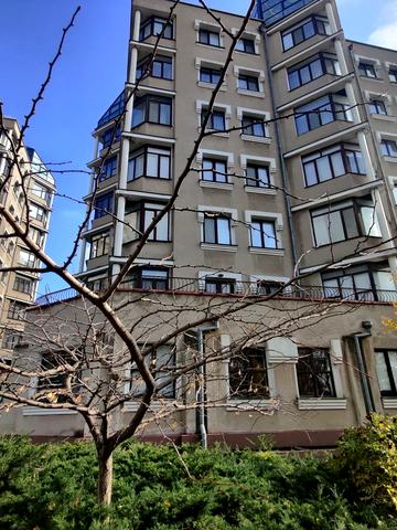 Шевченка просп., 33