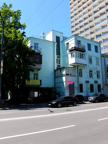Михайла Грушевського вул., 28/2