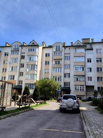 Кільцева вул., 11