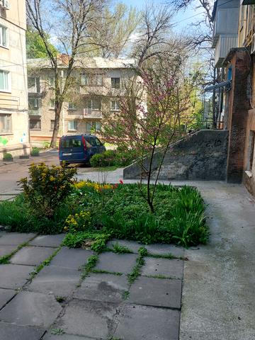 Олександра Поля просп. (Кірова), 76