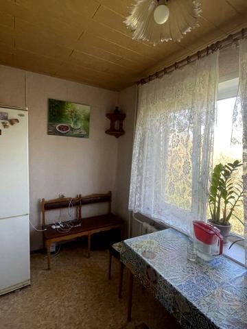Запорізька вул., 2-Б