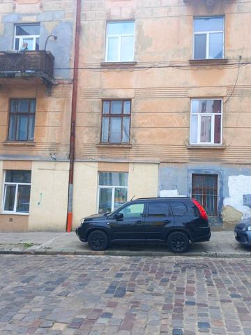Марка Вовчка вул., 40