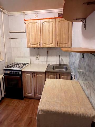 Чорновола вул., 132