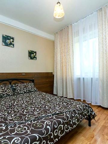 Миру просп., 12
