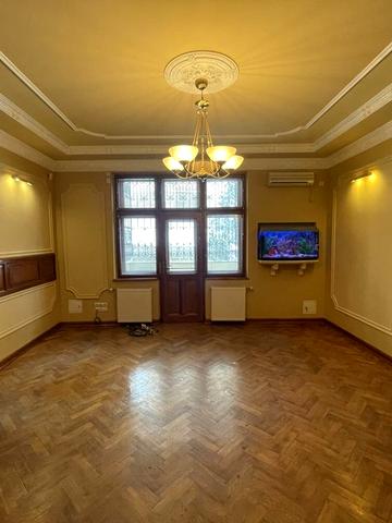Клепарівська вул., 21