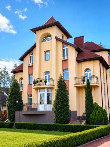 Лугова, 5