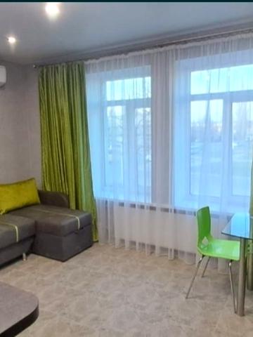 Чорноморського Козацтва вул., 93