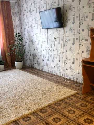 Михайла Лушпи просп. (Космонавтів), 49