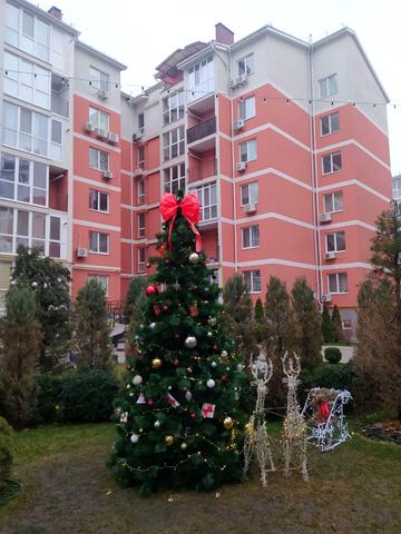 Гетьманська вул., 9