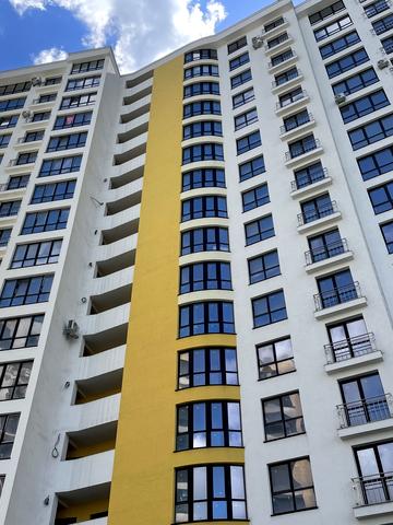 Володимира Івасюка вул., 84