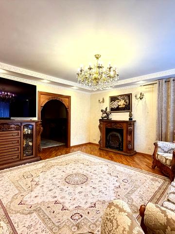 Наукова вул., 96б