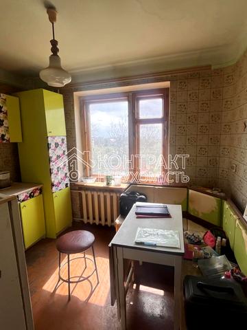 Роганська вул., 100в