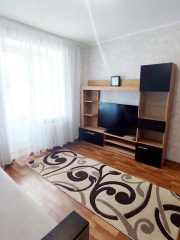 Степана Бандери вул., 62а